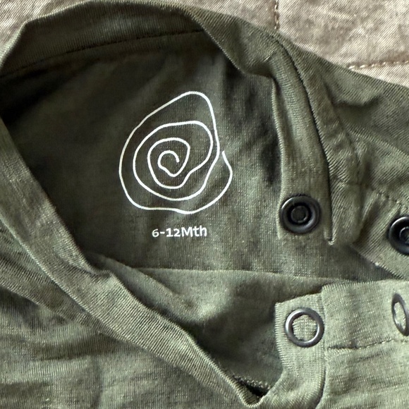 Nui Organics Merino Blend Baby T-shirt (6-12). - Picture 7 of 8